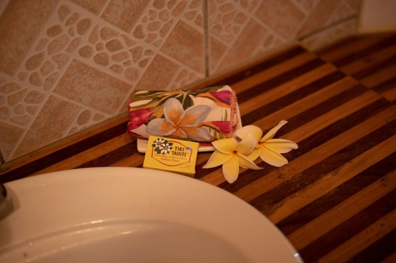 Location " La Pirogue " Maison D'Hotes A Moorea Haapiti Esterno foto